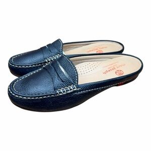 Marc Joseph New York Womens size 5 Union Mule
Blue Leather Loafers